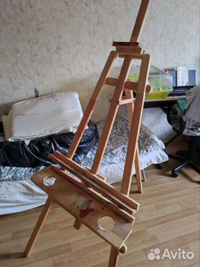 Мольберт художественный