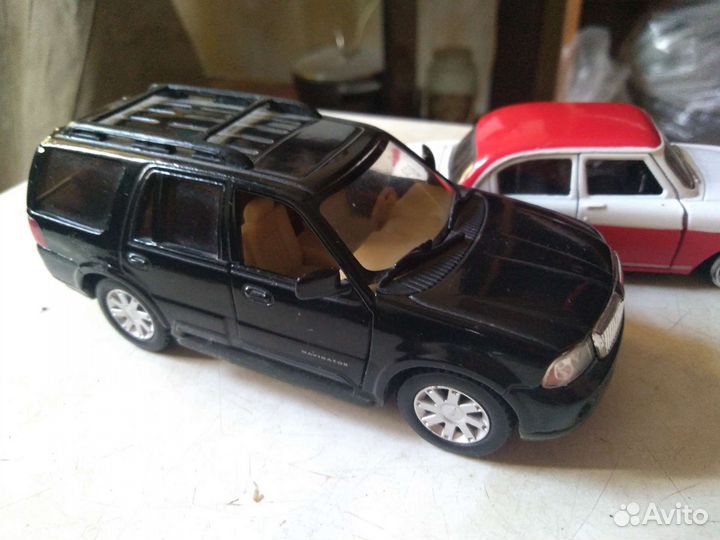 Машинки коллекционные