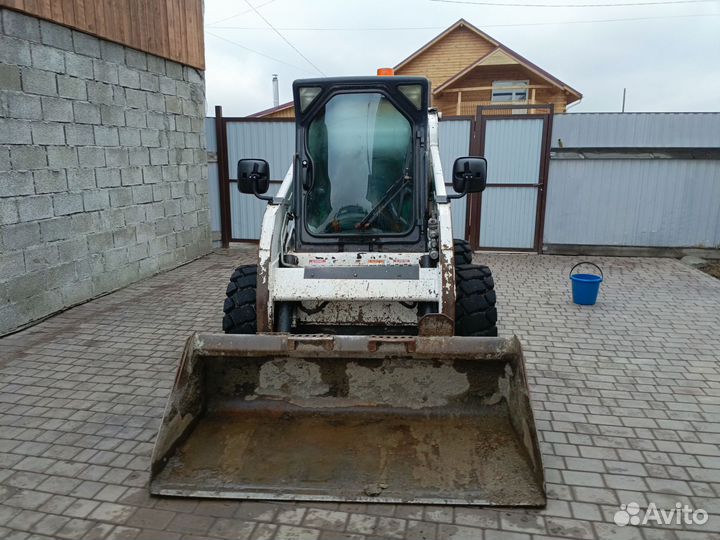 Мини-погрузчик Bobcat S175, 2010