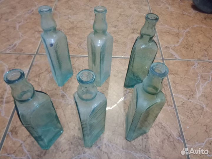 Бутылки СССР для уксуса треугольные