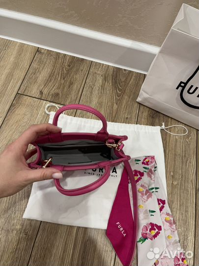 Продам сумку Furla оригинал