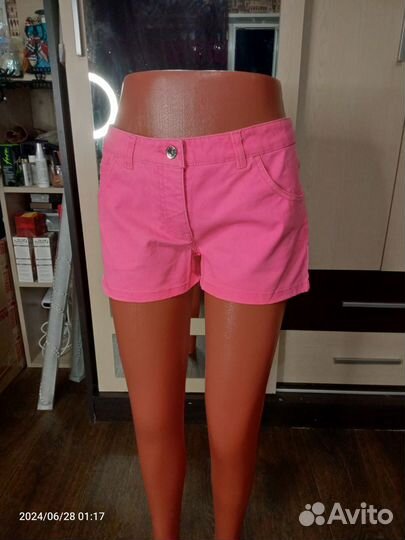 Шорты женские