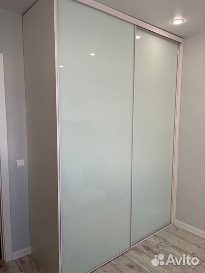 Шкафы-купе на заказ с гарантией