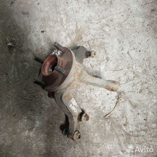 Nissan March к12 Поворотный кулак правый левый