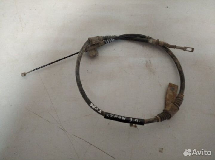 Трос ручника левый Ssang Yong Kyron