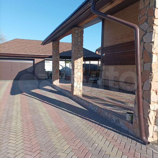 Дом 177 м² на участке 9,4 сот.