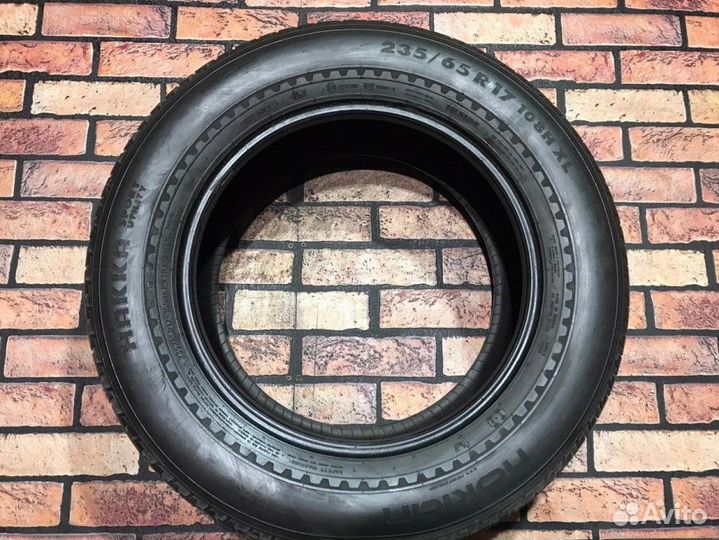 Nokian Tyres Hakka SUV 235/65 R17