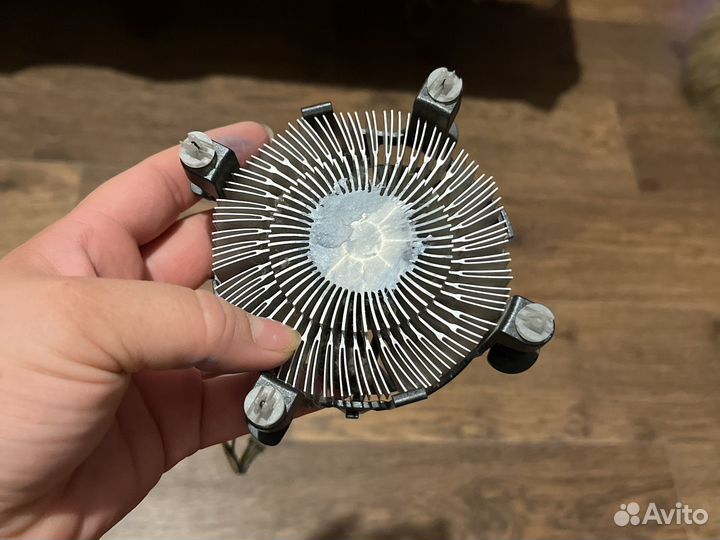Кулер процеccорный intel