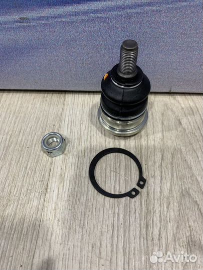 Шаровая опора Kia RIO 3 Лев, Прав