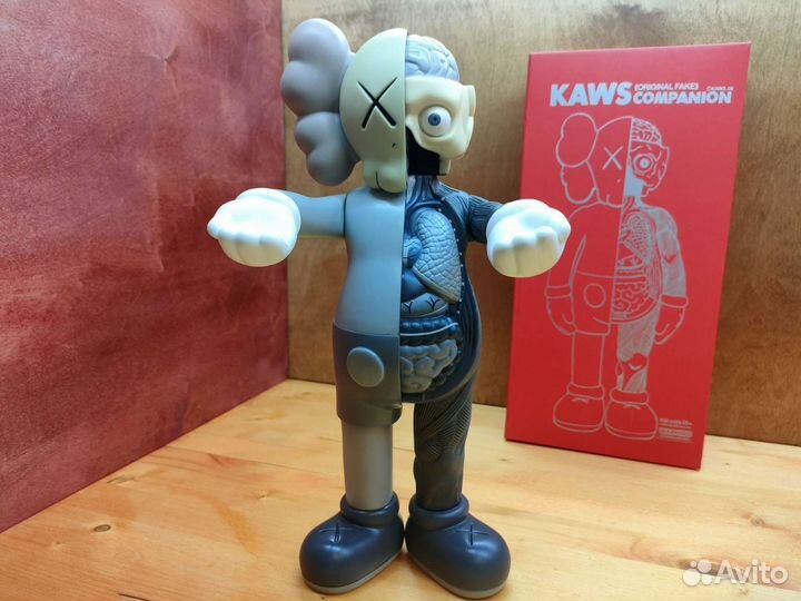 Kaws фигурка Кавс большая 37см серая Open Edition