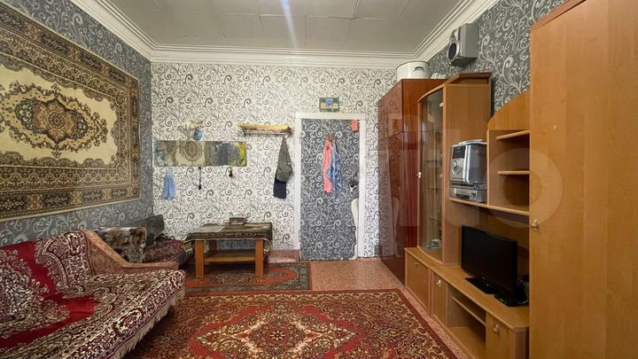 Комната 15 м² в 3-к., 1/2 эт.