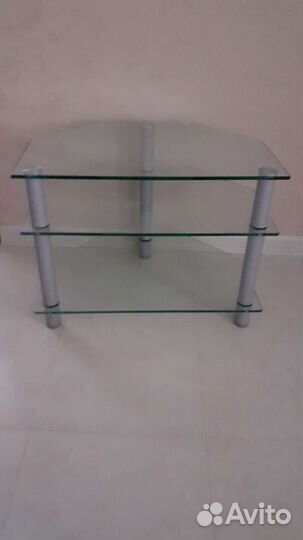 Стеклянная тумба под тв