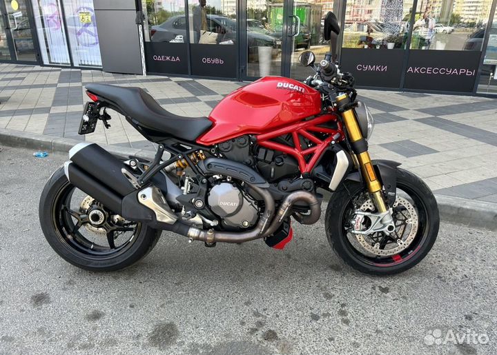 Ducati monster 1200s