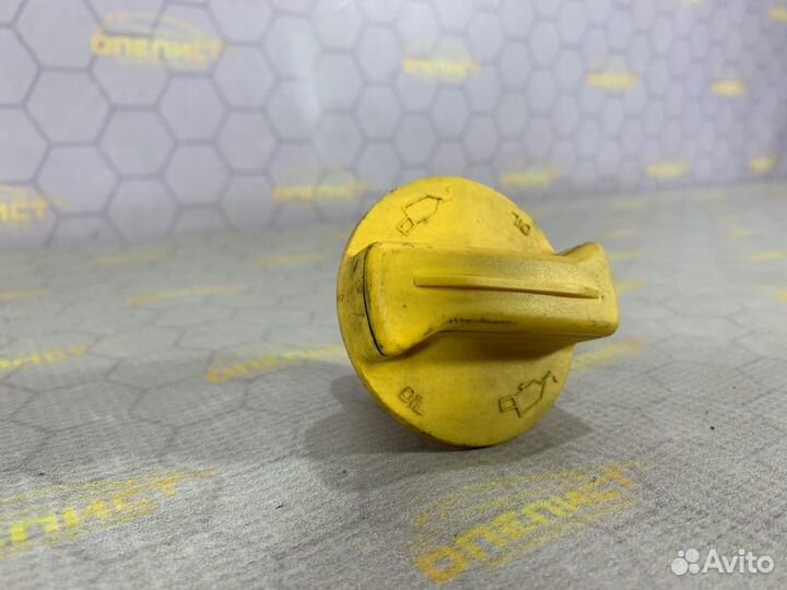 Крышка маслозаливная Opel Astra H Z13DTH 2008