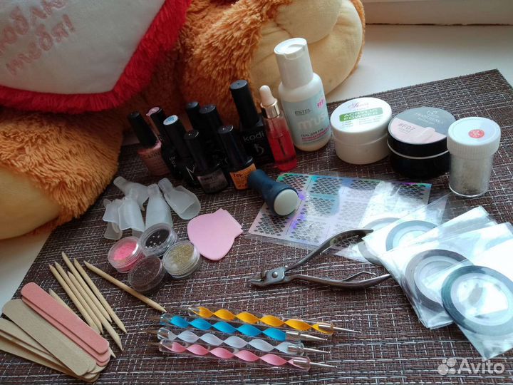 Для наращивания ногтей