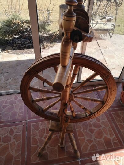 Прялка деревянная старинная