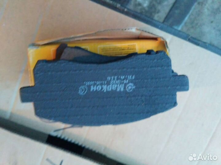 Колодки дисковые п. \ Subaru Forester 2. 0 02) Leg