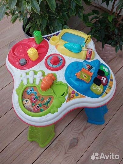 Развивающий столик chicco