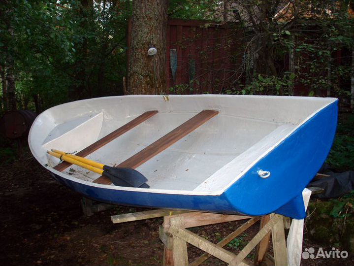 Лодка Пелла