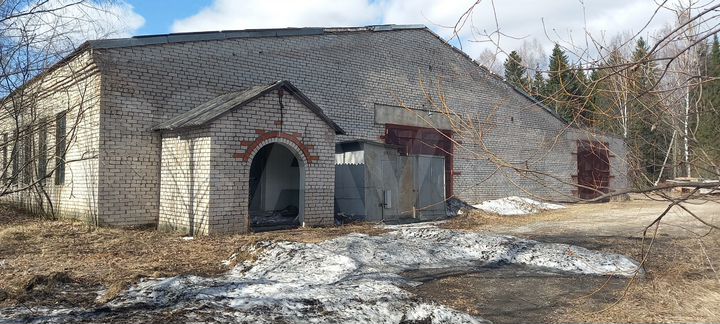 Гараж, > 30 м²