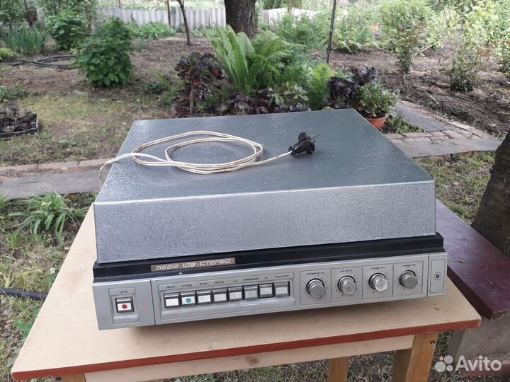 Вега 109 стерео электрофон СССР