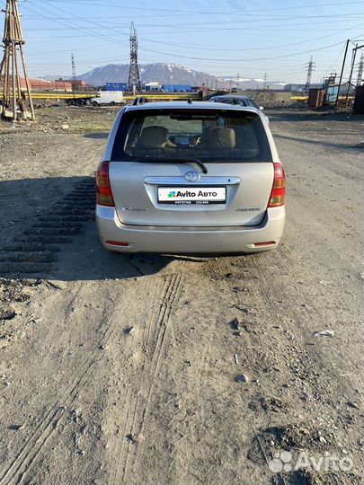 Toyota Corolla Fielder 2.2 AT, 2002, 470 000 км