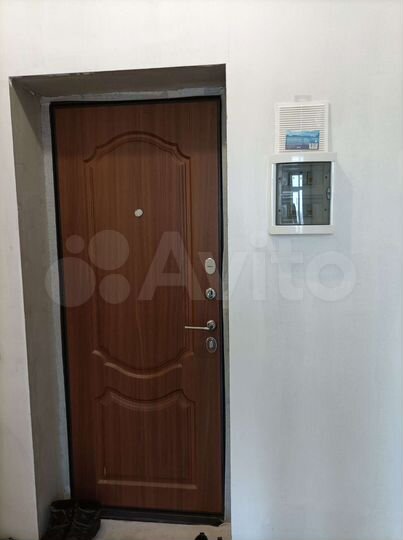 2-к. квартира, 54 м², 3/3 эт.