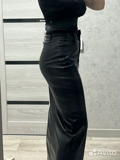 Кожаная юбка женская черная