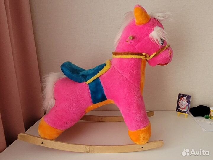 Лошадь каталка