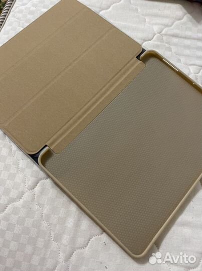Чехол на iPad air 4 новый