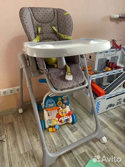 Детский стульчик для кормления happy baby