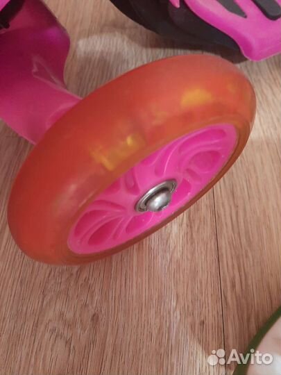 Детский самокат трёхколёсный