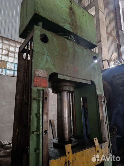 Пресс гидравлический дг2428А ус-63тн