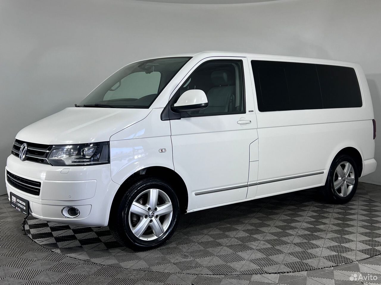 Volkswagen Multivan 2.0 AMT, 2013, 172 103 км