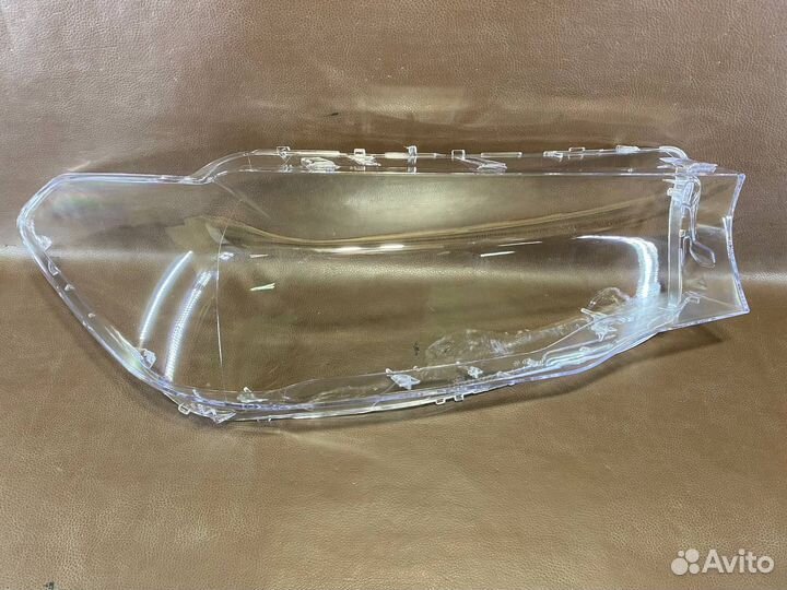 Стекло фары левой д- BMW 5 G30 (2017-20гг)