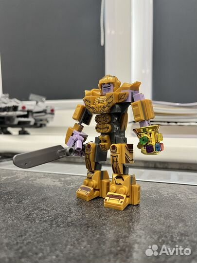 Китайский lego маха-Танос