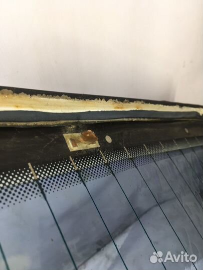 Заднее стекло VolksWagen Passat B3