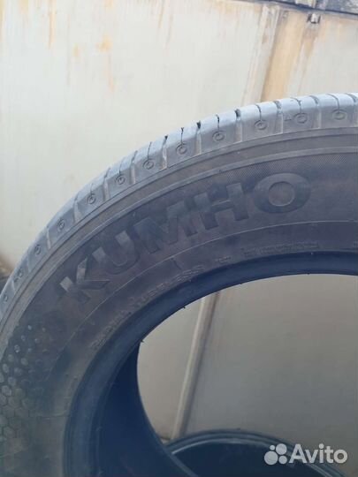 Kumho Ecowing ES31 215/60 R16 95V