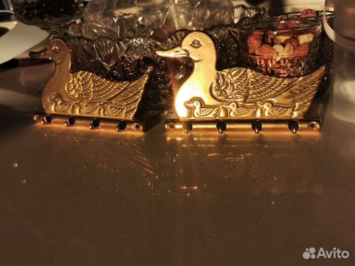 Уточка вешалка ключница латунь