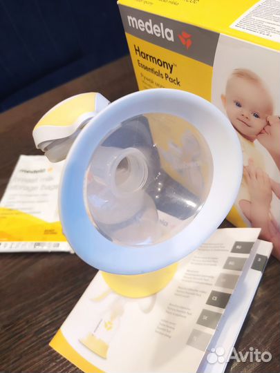 Молокоотсос medela ручной +calma+пакеты