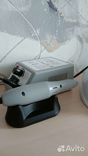 Машинка для аппаратного маникюра