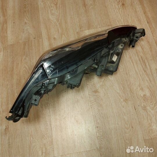 Фара LED левая Toyota Camry XV 70 2020-2022