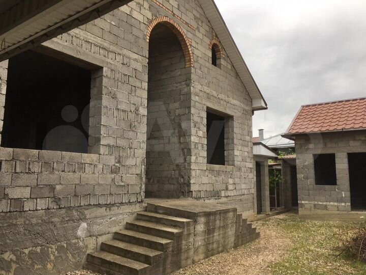 Дом 180 м² на участке 4,5 сот.