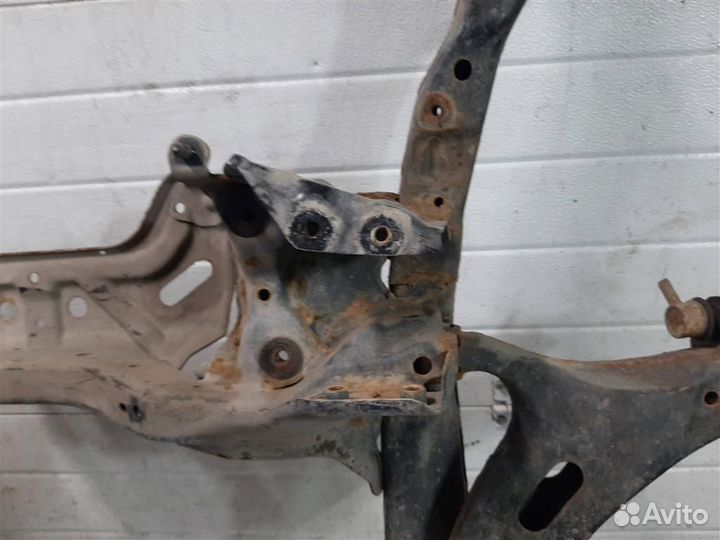 Подрамник передний Subaru Legacy/ Outback BM/B14