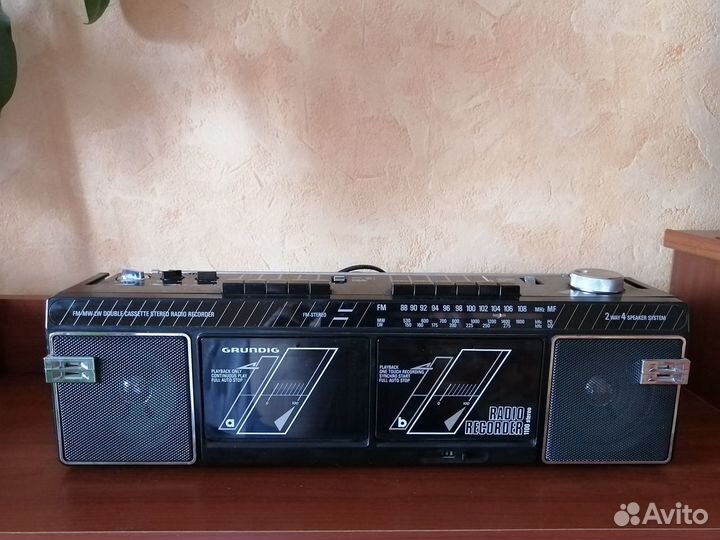 Магнитола Grundig RR 1100