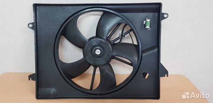Новая запчасть для вентилятора Kia Optima