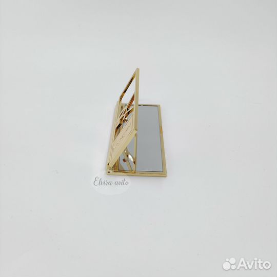 Зеркало Yves Saint Laurent Ysl и косметички