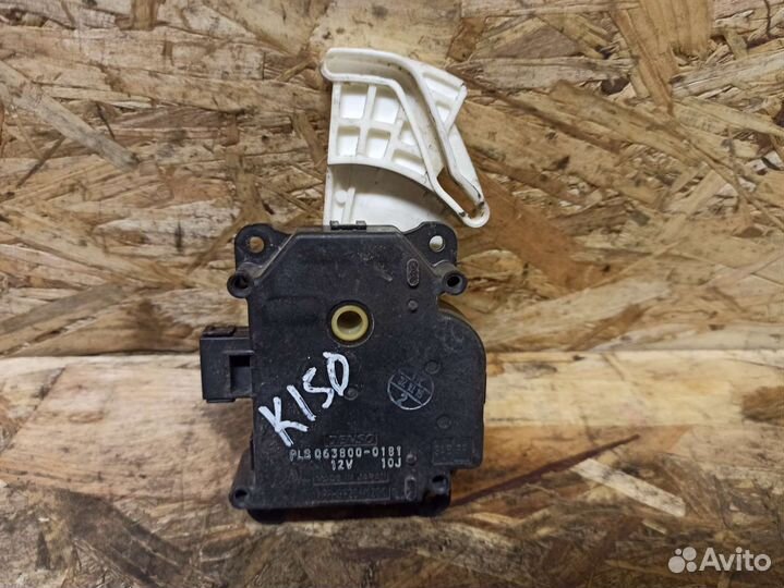 Сервопривод заслонки Toyota Corolla E150