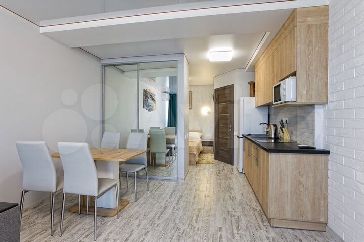 2-к. квартира, 40 м², 1/10 эт.