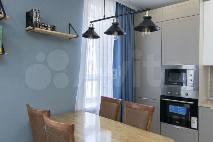 2-к. квартира, 68 м², 13/16 эт.